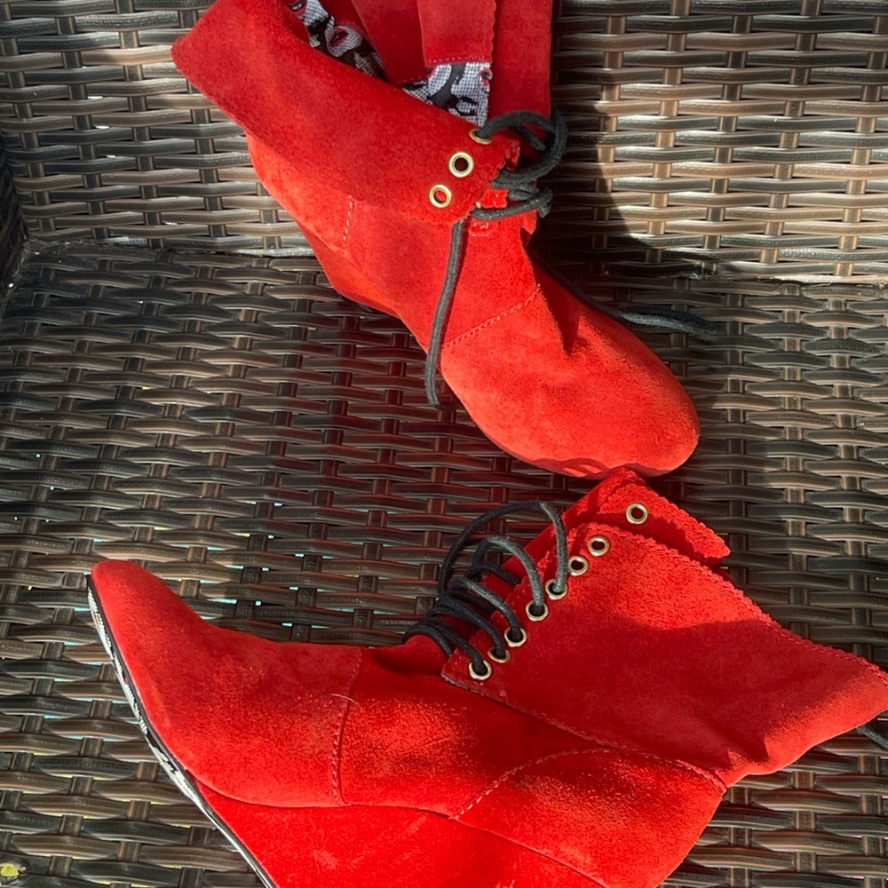 Betsey Johnson Daynaa Red Suede Wedge Boots
